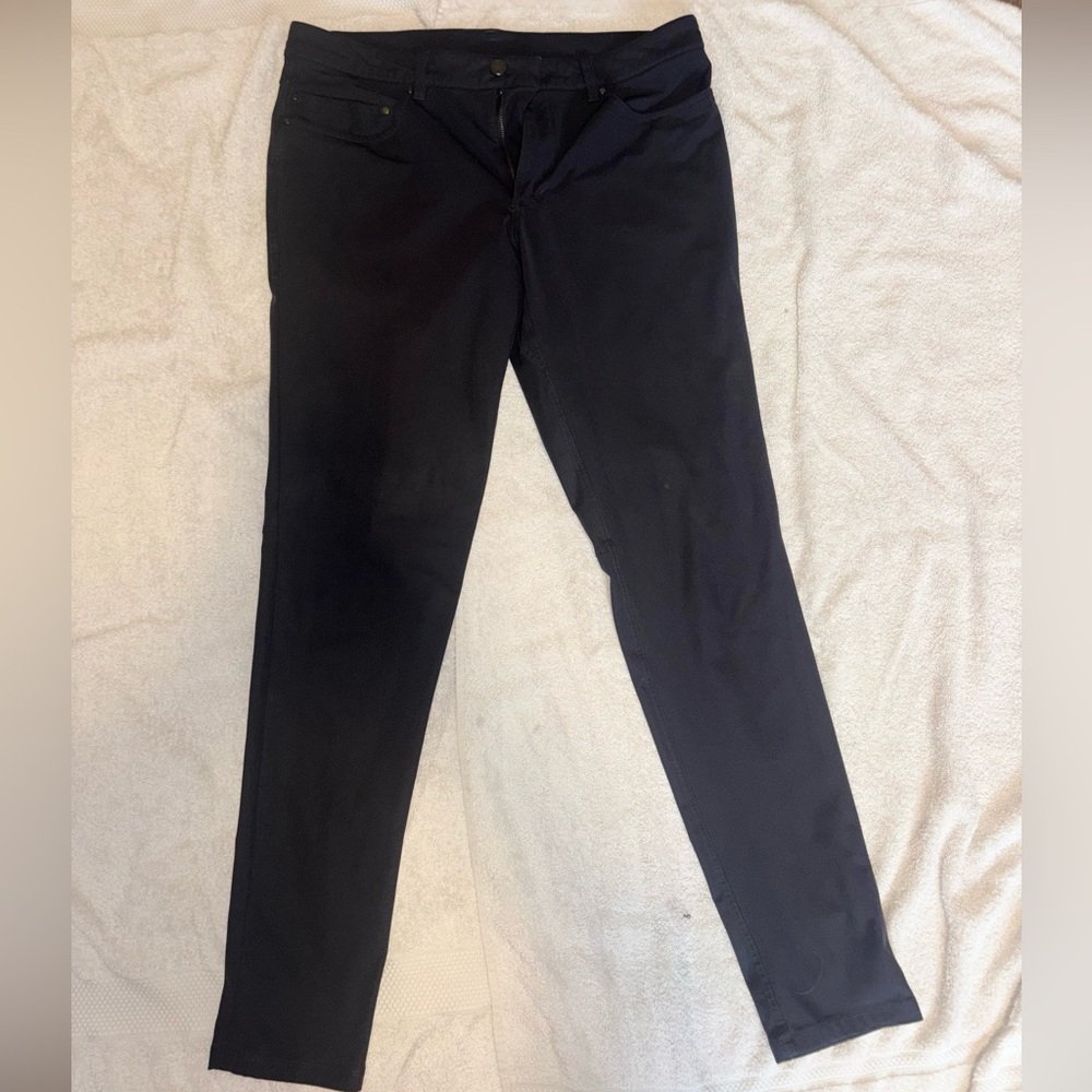 Men’s Lululemon ABC Pants